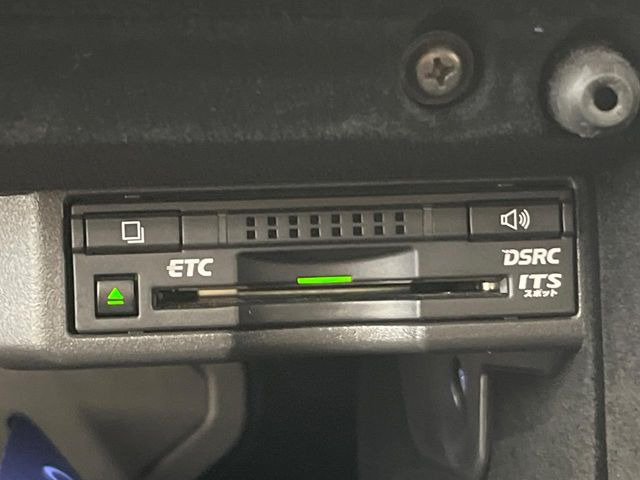 【ETC】高速道路の料金所をストレスなく通過!話題のスポットやサービスエリアに多い「スマートIC」利用時は必須のアイテムです。当店でセットアップを実施、ご納車当日からすぐにご利用いただけます!