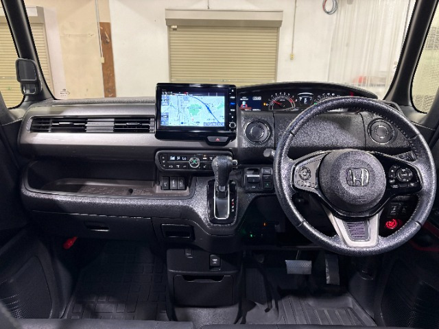 N-BOXカスタムL ターボ スタイルプラス ブラック