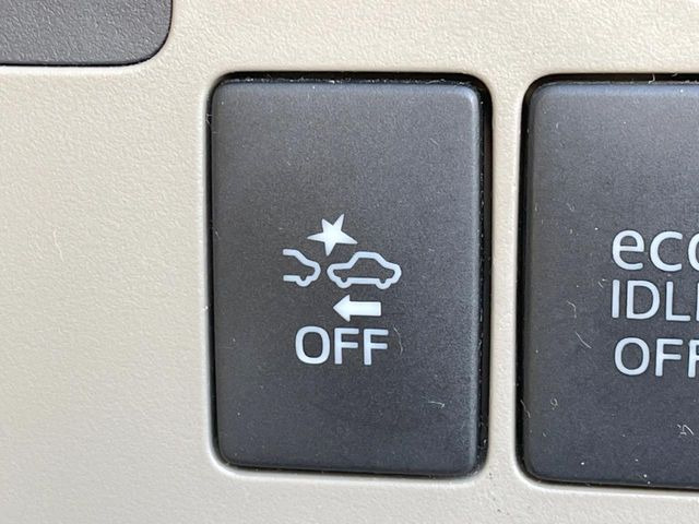 �y�X�}�[�g�A�V�X�g�z���s���ɑO���̎ԗ�����F�����A�Փ˂������Ȏ��͌x��ƃu���[�L�ŏՓˉ���Ɣ�Q�y�����A�V�X�g�B�����S�Ƀh���C�u�����y���݂��������܂��B