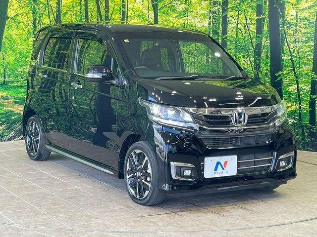 安心の最長10年・走行無制限保証(有償)をご用意。保証内容も充実はもちろん、無料点検&オイル交換や、年中無休の全国・24時間ロードサービスも付帯されておりますのでご安心下さい。