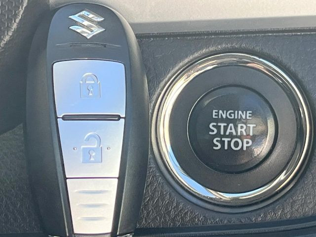 �y�L�[���X�X�^�[�g�V�X�e���z�J�o����|�P�b�g�ɓ��ꂽ�܂܂ł��h�A�̎{���E�������\�ȃX�}�[�g�L�[�𑕔��B�G���W���̃I���E�I�t�����J�M�����o���K�v����������Ƃ��Ă��֗��ł���