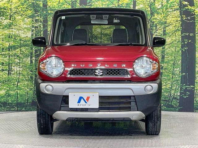 弊社では、全車『修復歴なし』のお車のみ取り扱っております。専任バイヤーによる厳選した仕入れの後、入庫後の車両チェックを行い、ネクステージが認定した高品質な中古車をご提供しております。