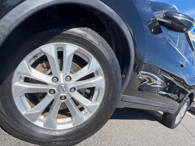 �y����17�C���`�A���~�z�C�[���z�O�ςɃ}�b�`���������A���~�z�C�[���𑕒����Ă���܂��B�e��ЊO�A���~�z�C�[����A�X�^�b�h���X�^�C�����戵�����Ă���܂��B���񂲑��k����������