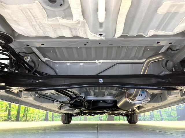 下回りがきれいなうちに、防錆加工の施工がオススメ。降雪地域はもちろん、沿岸部にお住いの方や、趣味でマリン・ウィンタースポーツをされる方にご好評いただいております。