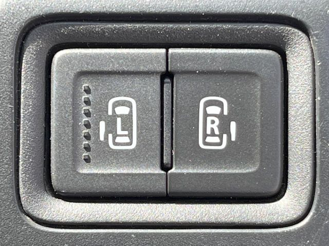 �y�����p���[�X���C�h�h�A�z�X�}�[�g�L�[��^�]�Ȃ̃X�C�b�`�Ō�ȗ����X���C�h�h�A�̊J���\���d��������͂����ăh�A���J����K�v�������A�����Ȃ��q�l�ł��ȒP�ɊJ���߂ł����K�ł���