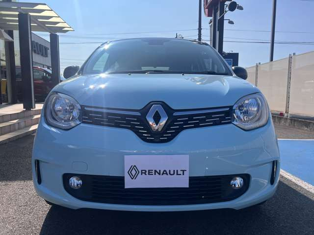 トゥインゴインテンス