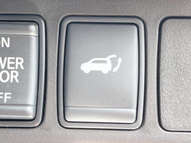 �y�p���[�o�b�N�h�A�z�X�}�[�g�L�[��^�]�Ȃ̃{�^�������������Ń��A�Q�[�g�������ŊJ���܂�!�ו��������Ă��鎞��A�����ʒu�ɂ���o�b�N�h�A��߂�ۂɕ֗��ȋ@�\�ł���