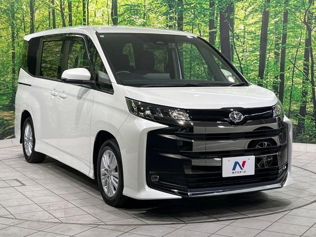 高透明度のガラス皮膜で撥水はもちろん、上質なツヤ・光沢を実現。紫外線や酸性雨から大切な愛車を保護し、色あせ・劣化を防止。「弾スプラッシュコート」、「弾プリミッサコート」からお選びいただけます。