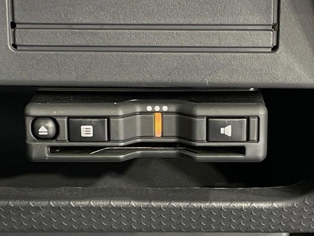 【ETC】高速道路の料金所をストレスなく通過!話題のスポットやサービスエリアに多い「スマートIC」利用時は必須のアイテムです。当店でセットアップを実施、ご納車当日からすぐにご利用いただけます!