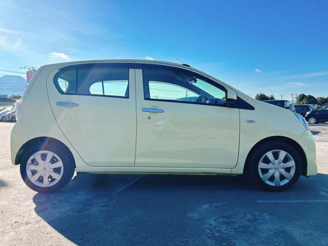 お客様のご予算帯に合わせたお車を常時100台以上取り揃えています!当社のスタッフがお客様のお車選びをしっかりサポートしご提案させていただきます!