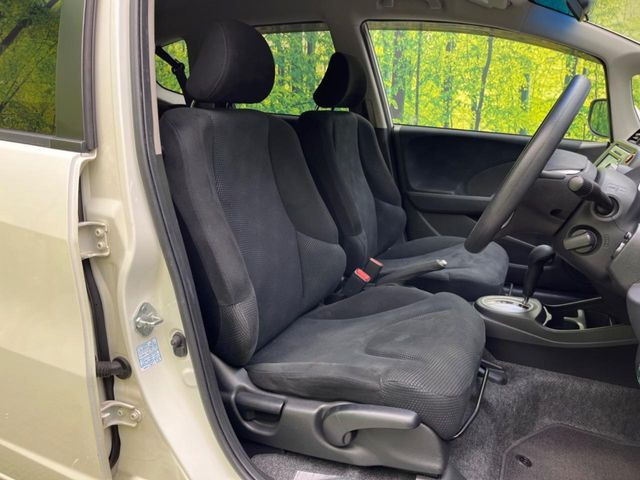 �^�]�ȃV�[�g���͎g�p�������Ȃ��A�ǍD�ȏ�ԂƂȂ��Ă��܂��B���J�Ɏg���Ă������Ƃ��悭�킩��܂��ˁB