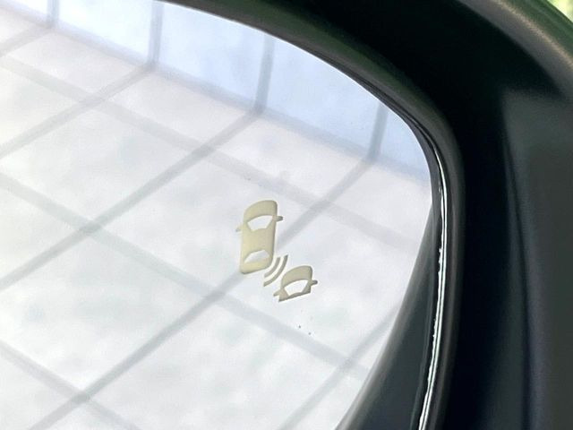 �y�u���C���h�X�|�b�g�C���t�H���[�V�����z���s���A�h�A�~���[�̎��p�ɂȂ�₷���ӏ��Ɍ㑱�Ԃ��ڋ߂���ƃT�C�h�~���[�t�߂Ɍx����\���A�h���C�o�[�ɒ��ӊ��N�����Ă���܂��B