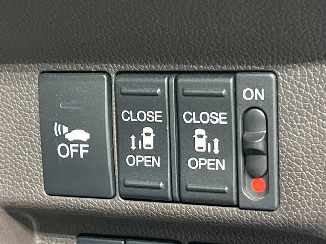 フリードハイブリッド