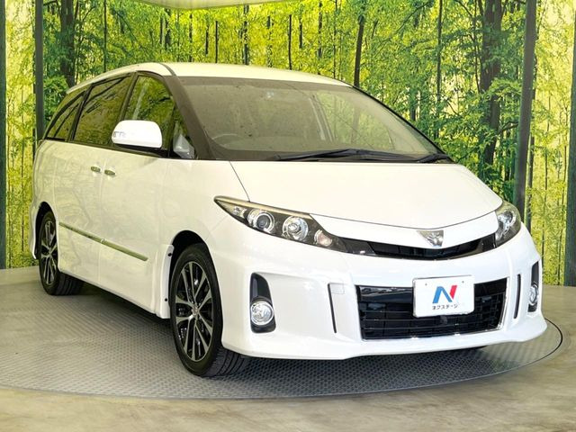 高透明度のガラス皮膜で撥水はもちろん、上質なツヤ・光沢を実現。紫外線や酸性雨から大切な愛車を保護し、色あせ・劣化を防止。「弾スプラッシュコート」、「弾プリミッサコート」からお選びいただけます。