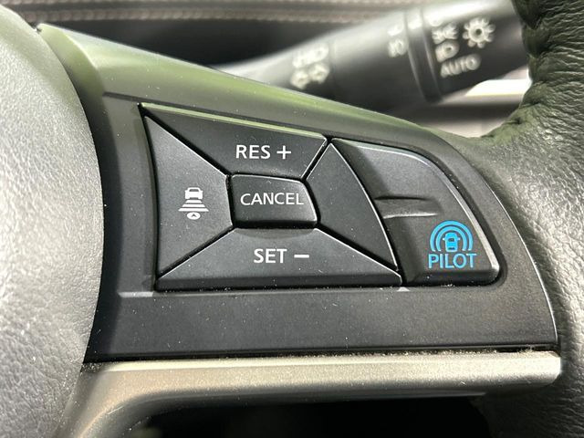 �y�v���p�C���b�g�z�������H�ł̒��������s���y��!!�a�؎��Ə��񑖍s�̃V�[���ŁA�A�N�Z���E�u���[�L�E�X�e�A�����O�������Ő��䂵�A�������^�]�̕��S���y�����Ă���܂���