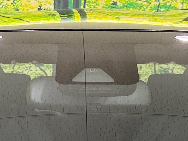 �y�g���^�Z�[�t�e�B�Z���X�z���s���ɑO���̎ԗ�����F�����A�Փ˂������Ȏ��͌x��ƃu���[�L�ŏՓˉ���Ɣ�Q�y�����A�V�X�g�B�����S�Ƀh���C�u�����y���݂��������܂��B