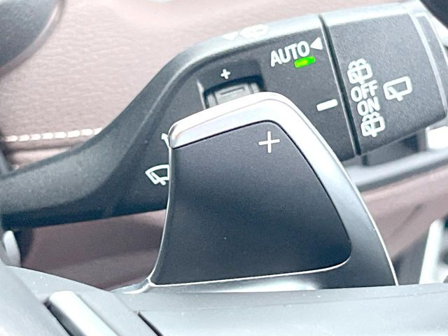 ���X�e�A�����O�p�h���V�t�g:�N�C�b�N�ȃV�t�g���삪�\!���X�|���X�������A���Ȃ��̃M�A�ϑ��ɂ�������Ƃ��Ă��Ă���܂�!���Ԃƈ�̂ƂȂ�鑕���ł��B