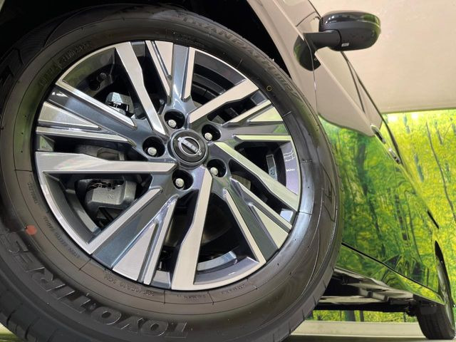 �y����16�C���`�A���~�z�C�[���z�O�ςɃ}�b�`���������A���~�z�C�[���𑕒����Ă���܂��B�e��ЊO�A���~�z�C�[����A�X�^�b�h���X�^�C�����戵�����Ă���܂��B���񂲑��k����������