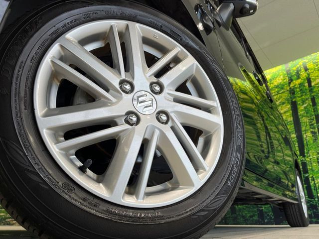 【純正15インチアルミホイール】外観にマッチした純正アルミホイールを装着しております。各種社外アルミホイールや、スタッドレスタイヤも取扱いしております。是非ご相談ください♪