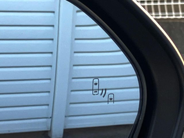 �y�u���C���h�X�|�b�g���j�^�[�z���s���A�h�A�~���[�̎��p�ɂȂ�₷���ӏ��Ɍ㑱�Ԃ��ڋ߂���ƃT�C�h�~���[�̃����Y�Ɍx����\��!�h���C�o�[�ɒ��ӊ��N�����Ă���܂��B