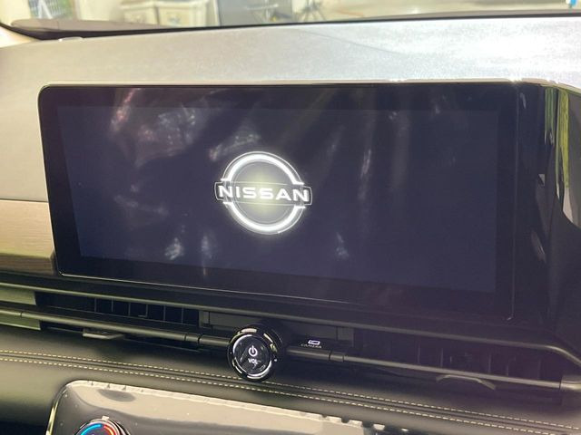 �y���[�J�[�����i�r�z�C���e���A�ɗn�����ރX�^�C���b�V���ȁu��p�݌v�v���[�J�[�i�r�𑕔��􎋔F���⑀�쐫�ȂǊ�{���\�ɂ��D��A���㎿�ȃJ�[���C�t�����y���݂��������܂��B