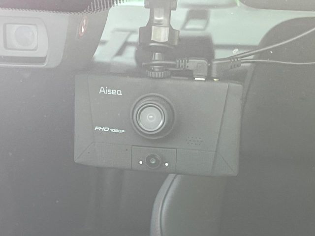 �y�h���C�u���R�[�_�[�z���S�E���S�ȃJ�[���C�t�ɕK�{�̃h���C�u���R�[�_�[�𑕔�!���s���͂������A������^�]�⎖�̂ɑ��������ۂ̏󋵂��f���ŋL�^���A����̃��X�N�ɔ����܂��B