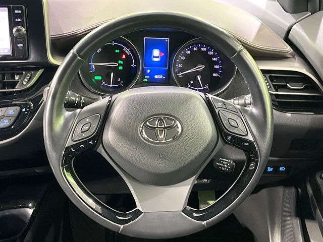 �y�����v�����X�e�A�����O�z�㎿�Ȋv���g�p���邱�ƂŁA��ɂ����������݂ƂĂ��^�]���₷���n���h���ł���