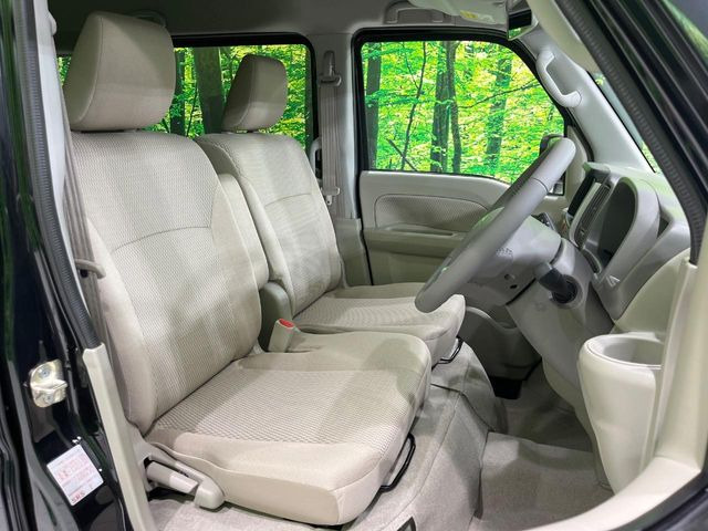 もちろん車内はキレイです♪よりクリーンな状態をキープしたいお客様には『ナノゾーンコート』がおすすめ!新型コロナウイルス対策や、除菌・消臭に効果を発揮し多くの方にご好評いただいております。