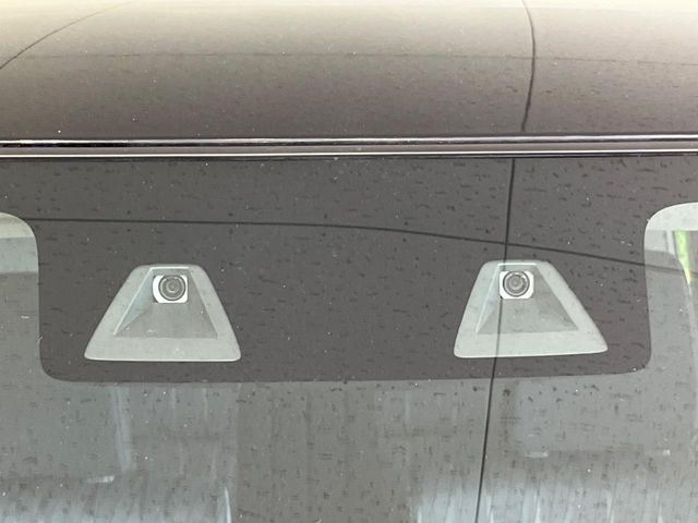 【スズキ セーフティサポート】走行中に前方の車両等を認識し、衝突しそうな時は警報とブレーキで衝突回避と被害軽減をアシスト。より安全にドライブをお楽しみいただけます。