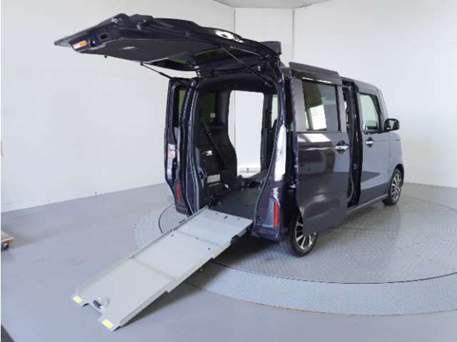 N-BOXカスタムスロープ