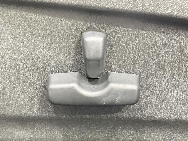 �y�p���[�V�[�g�z�X�C�b�`��ŊȒP�ɃV�[�g�̔��������\!�d��������͂�����܂���!���K�ȃV�[�g�|�W�V�����ɃZ�b�g���āA���K�ȃh���C�u�����y���݂��������B