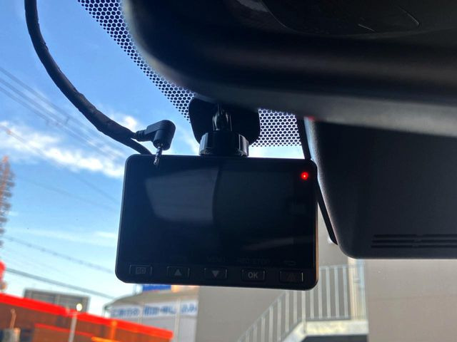 �y�h���C�u���R�[�_�[�z���S�E���S�ȃJ�[���C�t�ɕK�{�̃h���C�u���R�[�_�[�𑕔�!���s���͂������A������^�]�⎖�̂ɑ��������ۂ̏󋵂��f���ŋL�^���A����̃��X�N�ɔ����܂��B