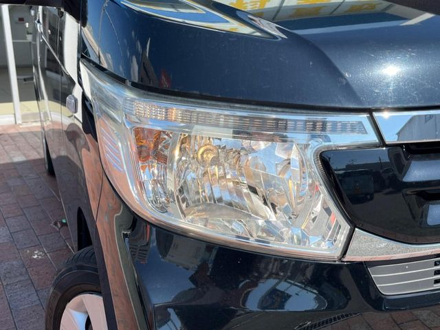 夜間や荒天時により良好な視界で安心な走行をご希望される方には【高輝度LEDヘッドライト】の取付がおすすめ!多くのお客様にご好評いただいております♪