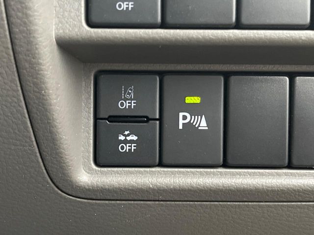 �y�X�Y�L �Z�[�t�e�B�T�|�[�g�z���s���ɑO���̎ԗ�����F�����A�Փ˂������Ȏ��͌x��ƃu���[�L�ŏՓˉ���Ɣ�Q�y�����A�V�X�g�B�����S�Ƀh���C�u�����y���݂��������܂��B