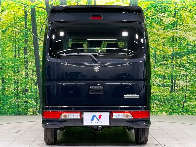 安心の最長10年・走行無制限保証(有償)をご用意。保証内容も充実はもちろん、無料点検&オイル交換や、年中無休の全国・24時間ロードサービスも付帯されておりますのでご安心下さい。