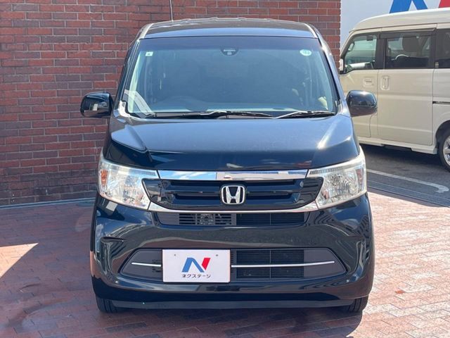 弊社では、全車『修復歴なし』のお車のみ取り扱っております。専任バイヤーによる厳選した仕入れの後、入庫後の車両チェックを行い、ネクステージが認定した高品質な中古車をご提供しております。