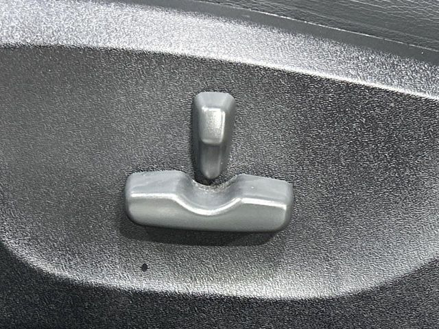 �y�p���[�V�[�g�z�X�C�b�`��ŊȒP�ɃV�[�g�̔��������\!�d��������͂�����܂���!���K�ȃV�[�g�|�W�V�����ɃZ�b�g���āA���K�ȃh���C�u�����y���݂��������B