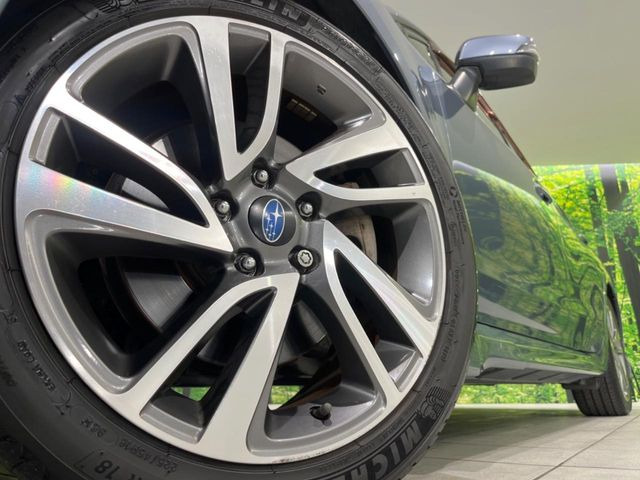 �y����18�C���`�A���~�z�C�[���z�O�ςɃ}�b�`���������A���~�z�C�[���𑕒����Ă���܂��B�e��ЊO�A���~�z�C�[����A�X�^�b�h���X�^�C�����戵�����Ă���܂��B���񂲑��k����������