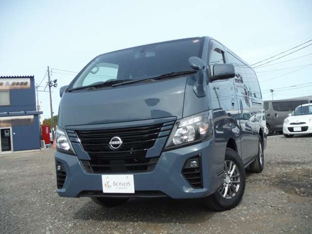 ���X�͔N�����x�ƂȂ��Ă���܂��B�c�Ǝ��Ԃ�10:00�`19:00�ł��B