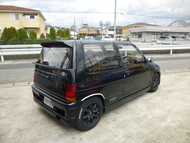 美しく快調なお車です。