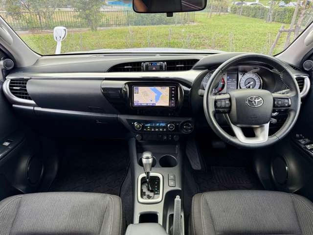 全車試乗可能です。大きな展示場内を実際に運転してみて下さい。実際に乗ってみてこれからのカーライフを想像してください♪