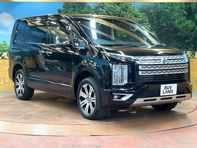 高透明度のガラス皮膜で撥水はもちろん、上質なツヤ・光沢を実現。紫外線や酸性雨から大切な愛車を保護し、色あせ・劣化を防止。「弾スプラッシュコート」、「弾プリミッサコート」からお選びいただけます。