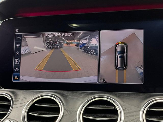 ���p�m���~�b�N�r���[���j�^�[:��p�̃J�����ɂ��A�ォ�猩���낵���悤�Ȏ��_��360�x�N���}�̎��͂��m�F���邱�Ƃ��ł��܂������p�������m�F���₷���A�����ꏊ�ł̐؂�Ԃ��⒓�Ԃ��X���[�Y�ɍs���܂��B