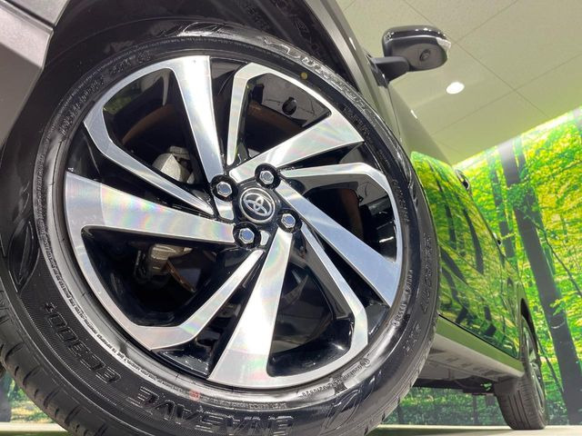 �y����17�C���`�A���~�z�C�[���z�O�ςɃ}�b�`���������A���~�z�C�[���𑕒����Ă���܂��B�e��ЊO�A���~�z�C�[����A�X�^�b�h���X�^�C�����戵�����Ă���܂��B���񂲑��k����������