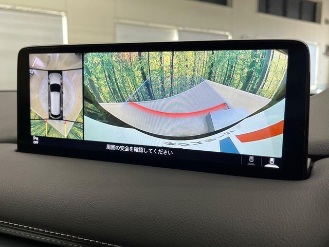 �y360&deg;�r���[���j�^�[�z��p�̃J�����ɂ��A�ォ�猩���낵���悤�Ȏ��_��360�x�N���}�̎��͂��m�F���邱�Ƃ��ł��܂������p�������m�F���₷���A�����ꏊ�ł̐؂�Ԃ��⒓�Ԃ��X���[�Y�ɍs���܂��B