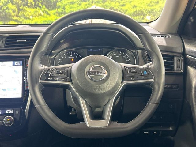 �y�����v�����X�e�A�����O�z�㎿�Ȋv���g�p���邱�ƂŁA��ɂ����������݂ƂĂ��^�]���₷���n���h���ł���