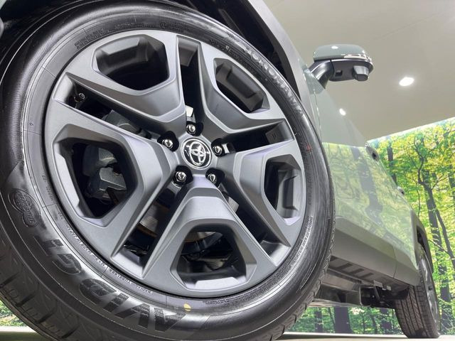 �y����19�C���`�A���~�z�C�[���z�O�ςɃ}�b�`���������A���~�z�C�[���𑕒����Ă���܂��B�e��ЊO�A���~�z�C�[����A�X�^�b�h���X�^�C�����戵�����Ă���܂��B���񂲑��k����������