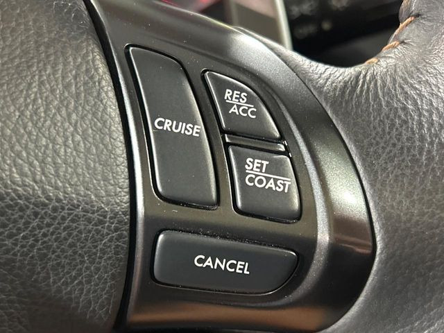 �y�N���[�Y�R���g���[���z�������H�����N���N���s�B�A�N�Z���𗣂��Ă���葬�x�ő��s���ł��A�������^�]���̕��S���y��!�����E�������ȒP�ȃX�C�b�`����Œ����ł��܂��B