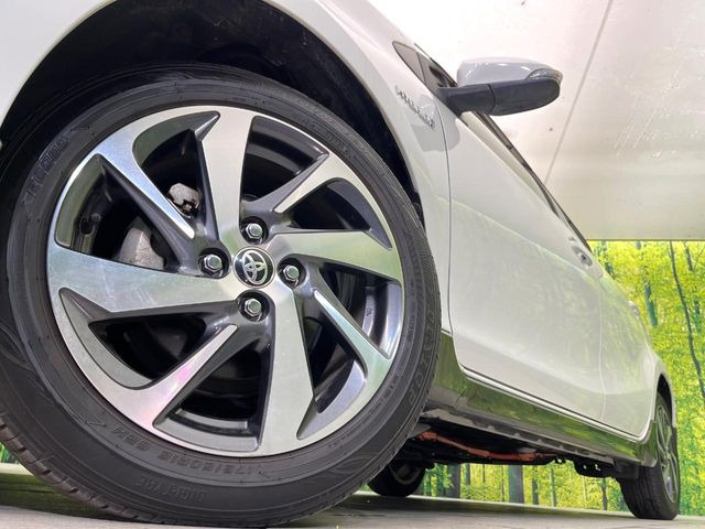 【純正16インチアルミホイール】外観にマッチした純正アルミホイールを装着しております。各種社外アルミホイールや、スタッドレスタイヤも取扱いしております。是非ご相談ください♪