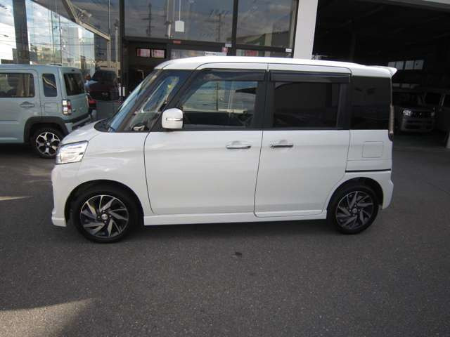 フレアワゴンカスタムスタイル XS